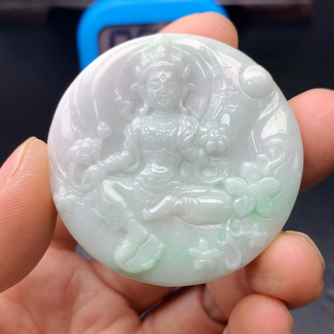 翡翠未镶嵌颈饰翡翠首饰和翡翠珠宝