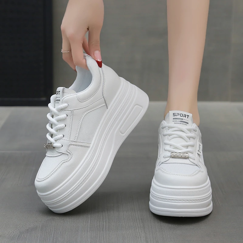 内增高8公分小白鞋女2025春夏新款韩版松糕厚底运动休闲百搭板鞋