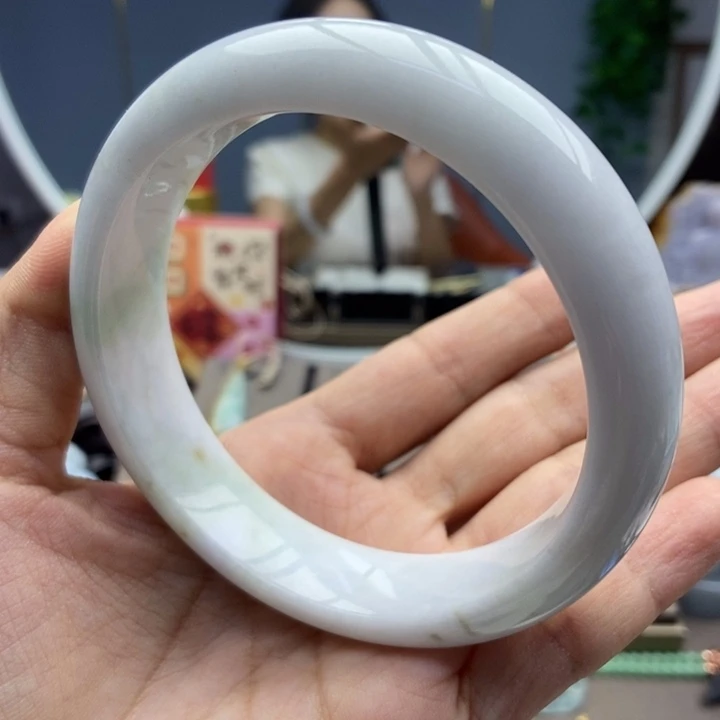 翡翠手镯未镶嵌手镯58.8