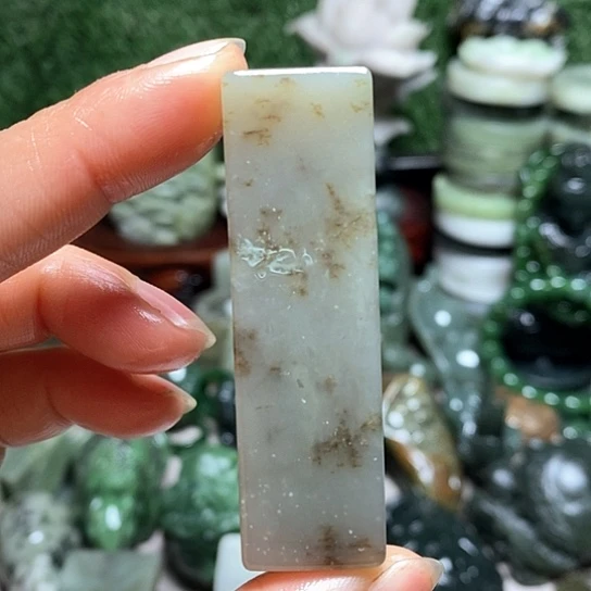 未镶嵌和田玉（糖玉）珠宝半成品