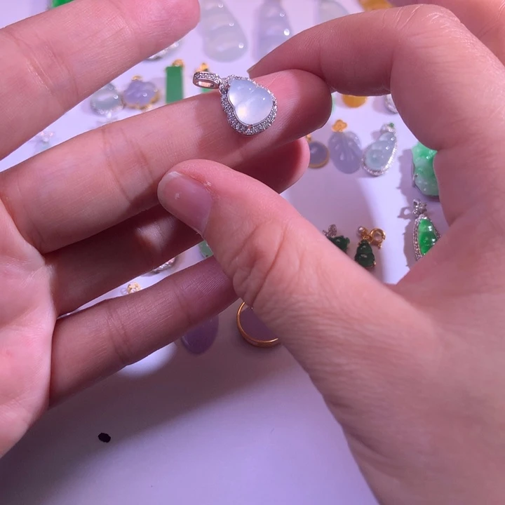 翡翠银S925镶嵌颈饰