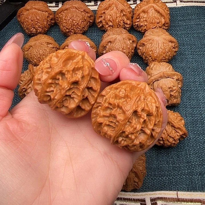 文玩核桃把件苹果园38