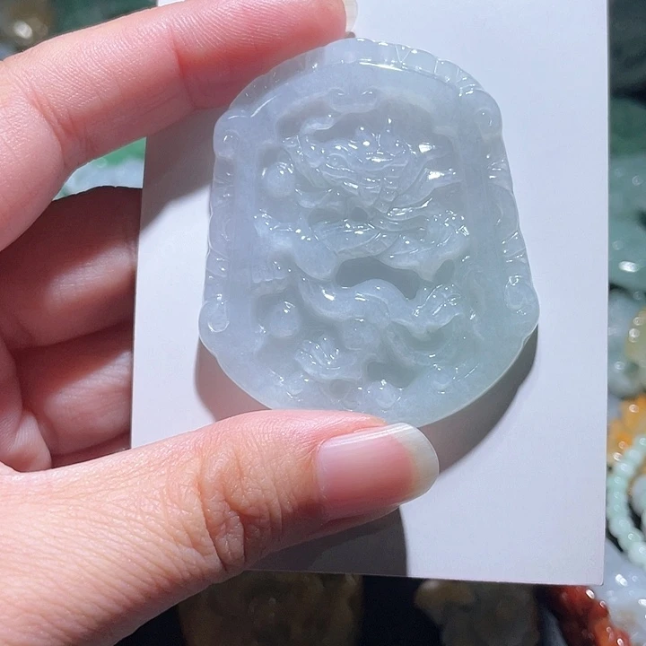 颈饰未镶嵌翡翠天