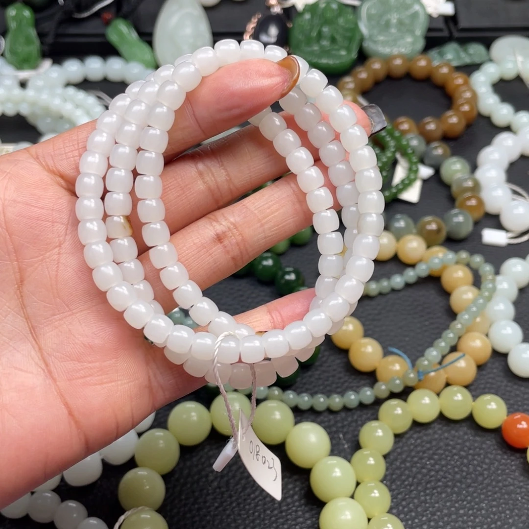 雨***¹和田玉未镶嵌手链