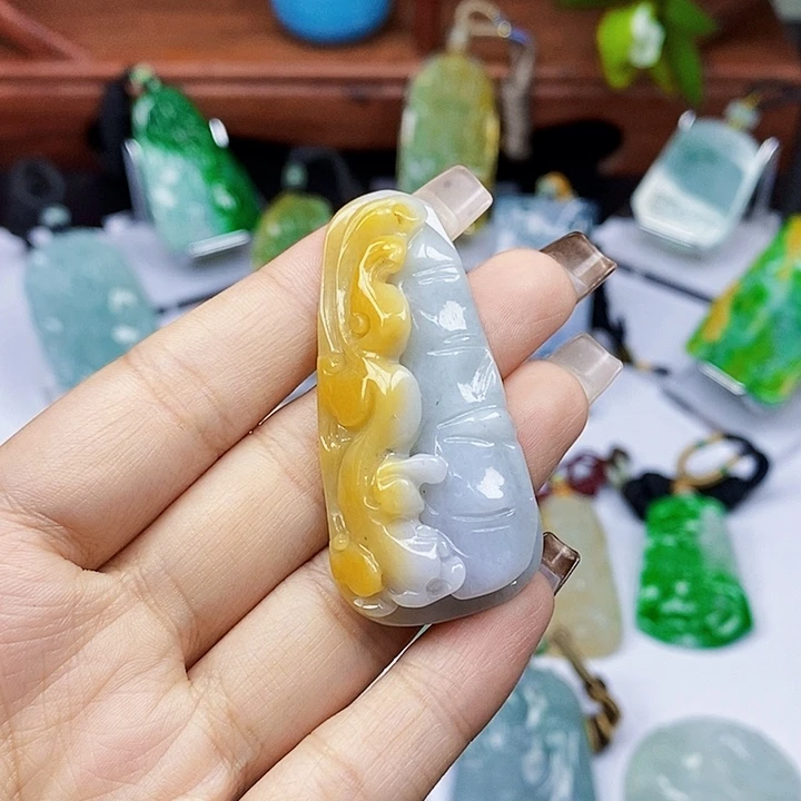 颈饰未镶嵌翡翠天然翡翠A 货