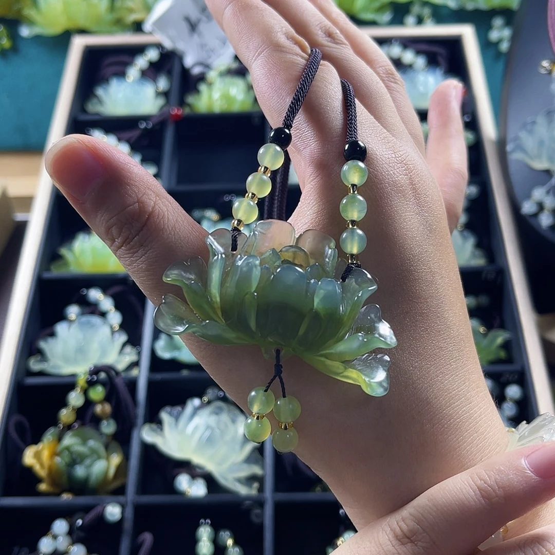 合金蛇纹石玉颈饰6