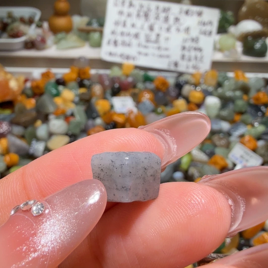 和田玉未镶嵌珠宝奇石