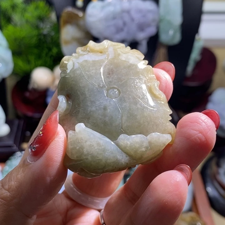 【闪购商品】颈饰未镶嵌翡翠荷叶