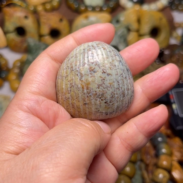 岫岩河磨玉（透闪石质玉）未镶嵌珠宝奇石