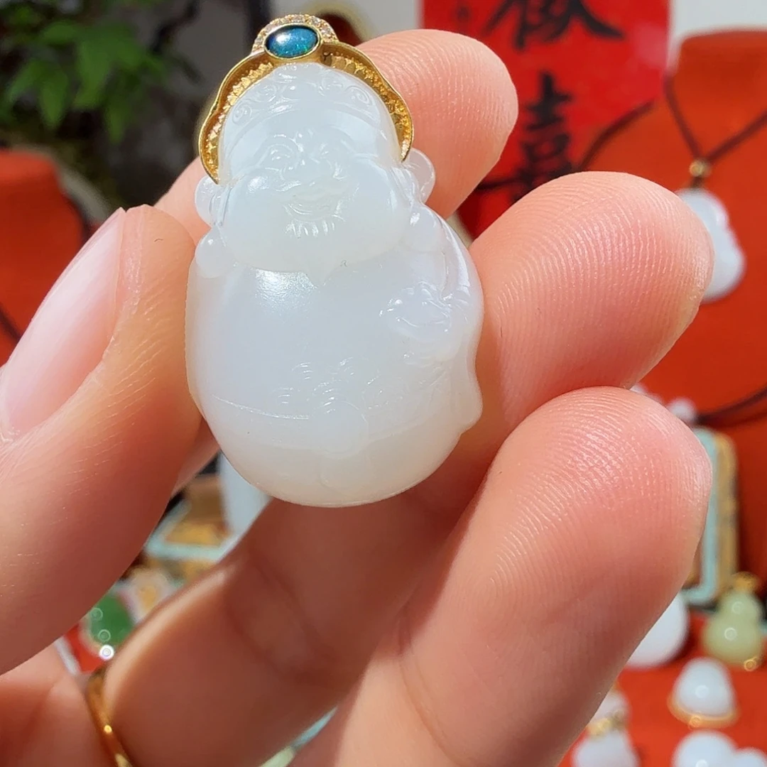 和田玉18K金镶嵌颈饰