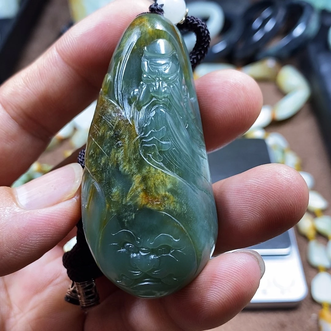 未镶嵌和田玉把件