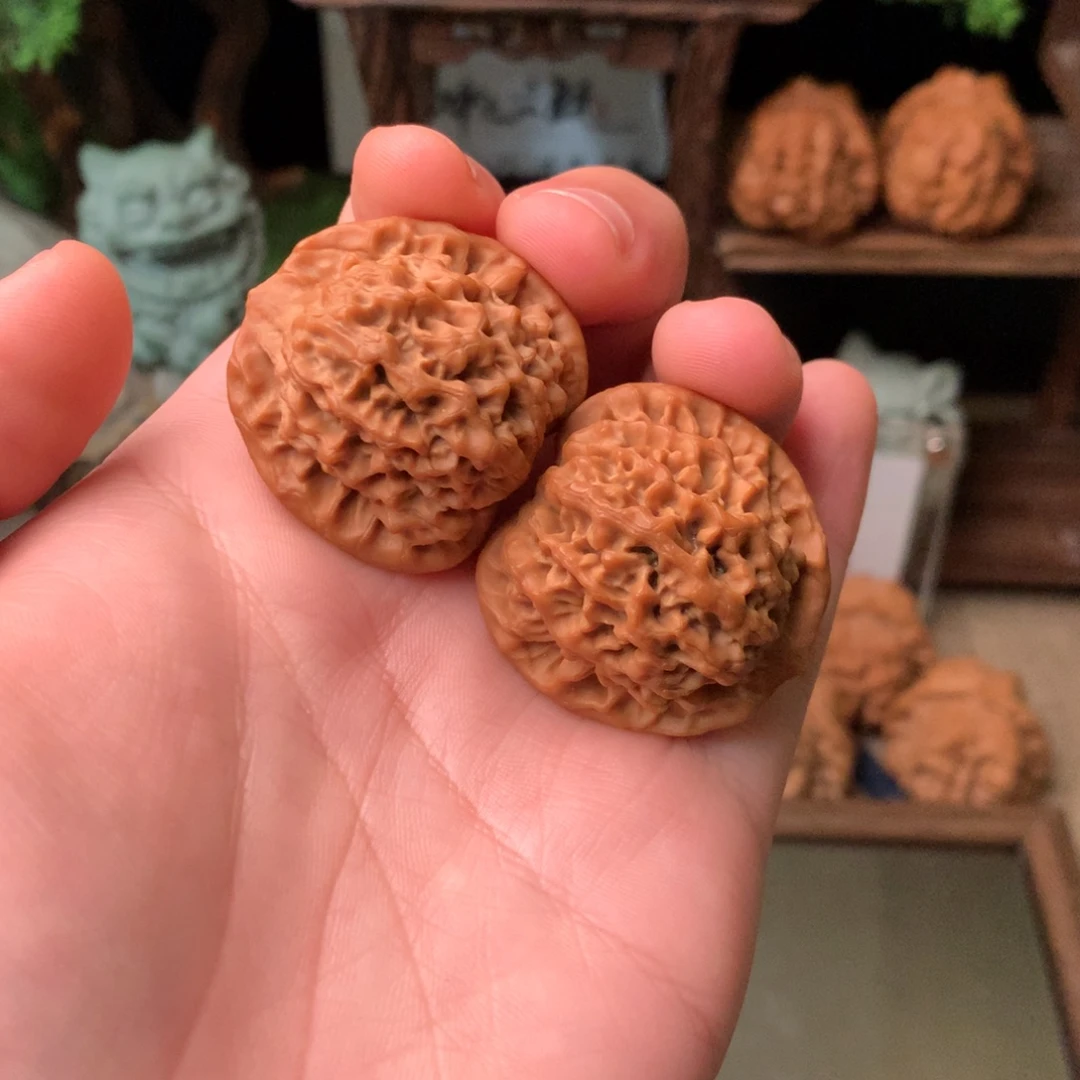 文玩核桃把件36尺寸秦闷