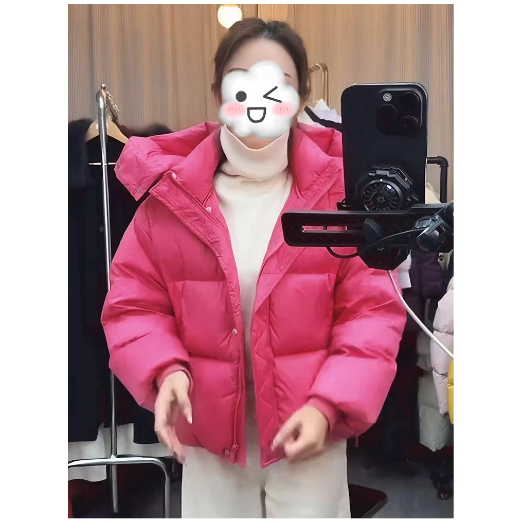 2025时尚百搭玫红色加厚保暖连帽服女冬季高级感手塞衣外套