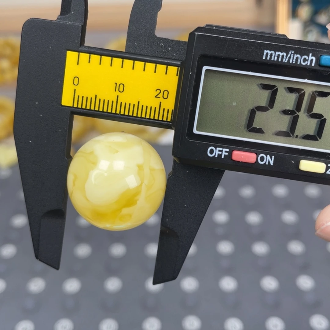 琥珀未镶嵌裸石90号