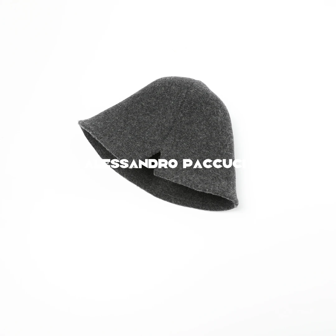 AP洛哥44216AM羊毛强缩绒后开叉时尚百搭个性小帽檐水桶帽