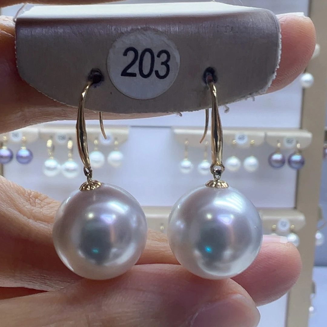 18K金镶嵌淡水珍珠耳饰