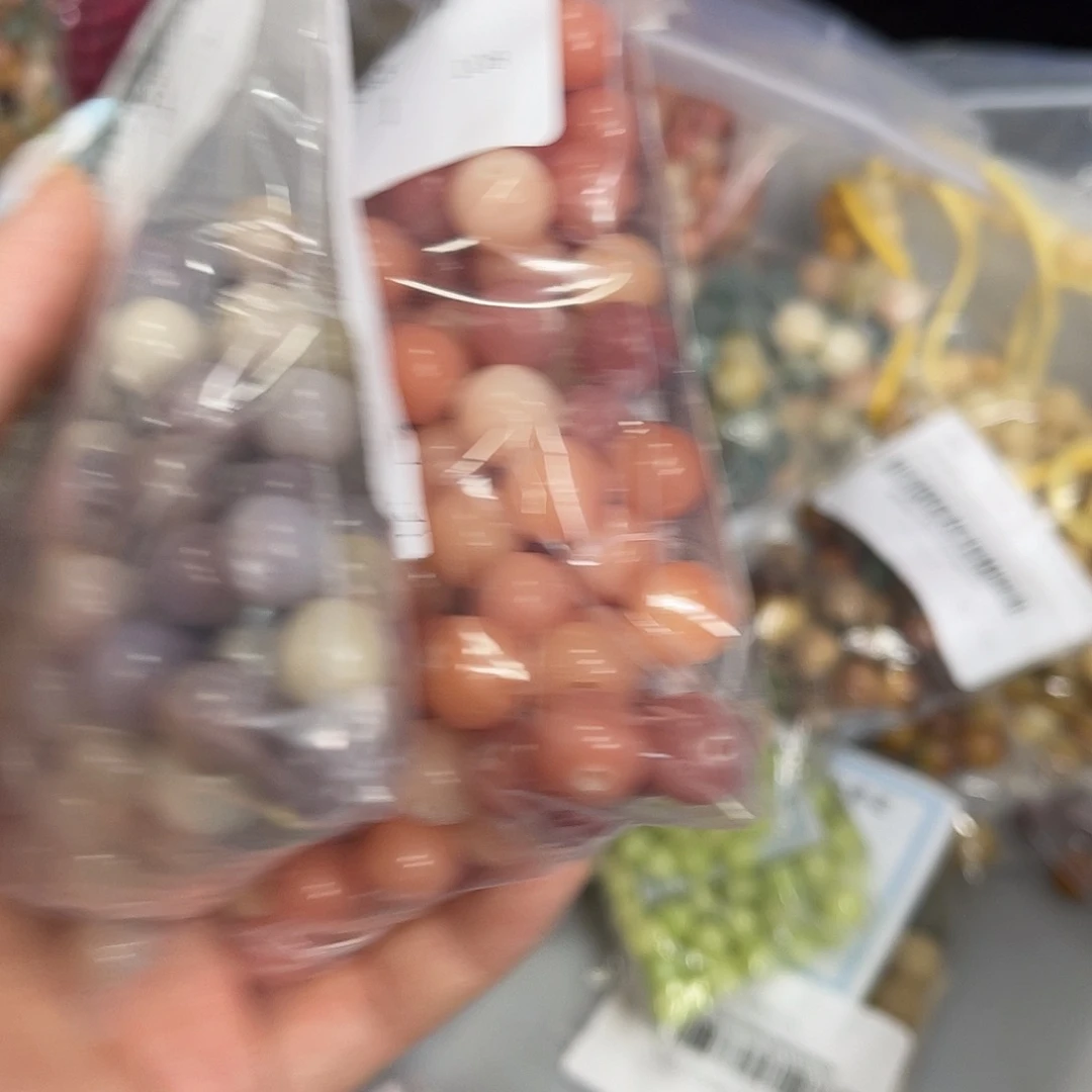 白玉菩提吊坠z微瑕锅底10mm/200颗