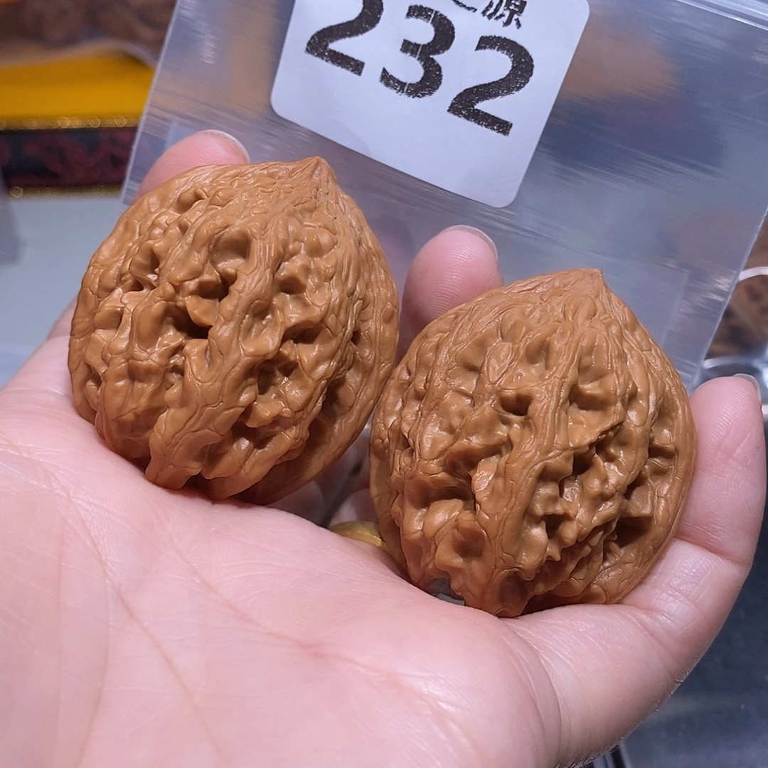 吊坠文玩核桃40大沽石……全品……