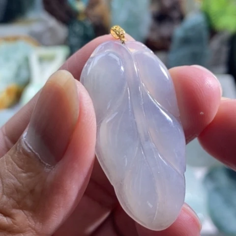 【闪购商品】颈饰18K金镶嵌翡翠1111111111111