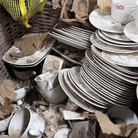 且***惜瓷片三打白骨精筷子筒