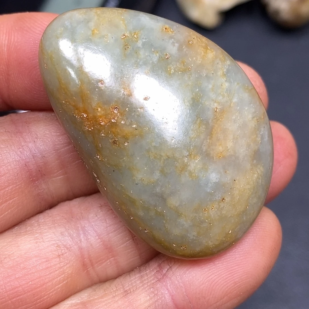 和田玉未镶嵌珠宝奇石