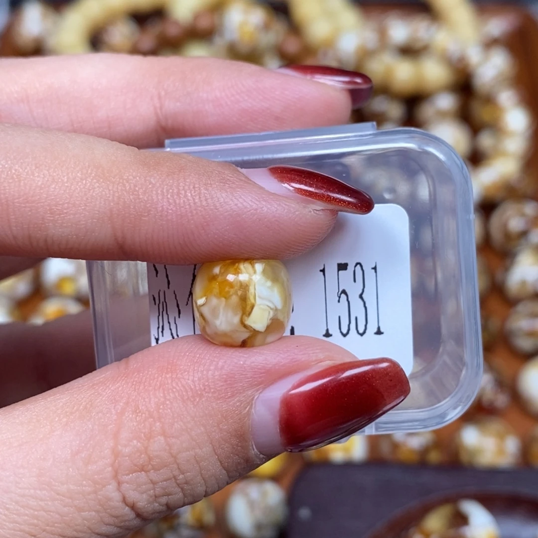 把件猴头核桃沁色圆珠老型1531