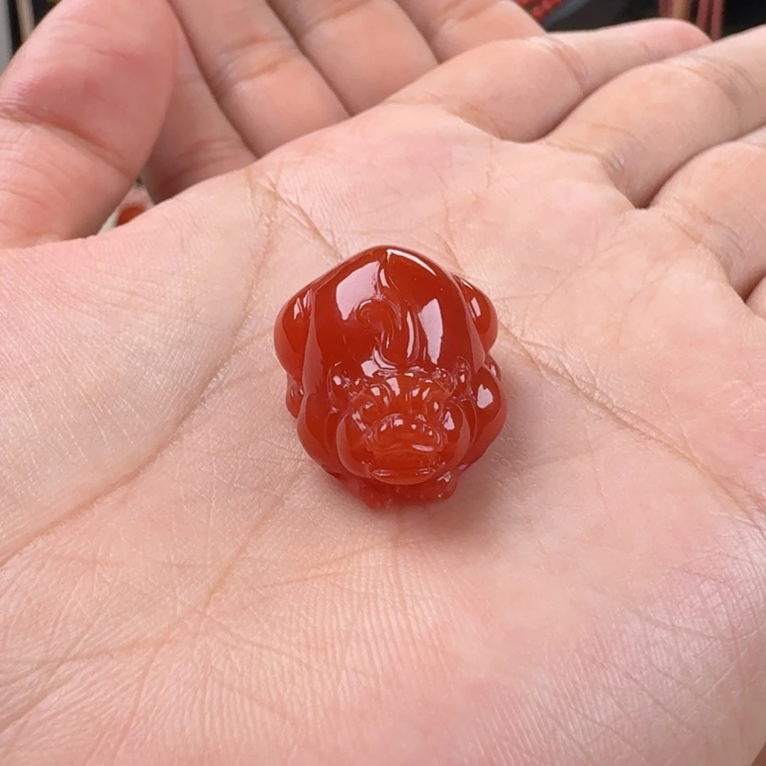 南红玛瑙未镶嵌貔貅