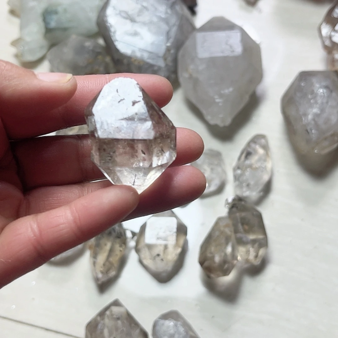 水晶天然水晶原石未镶嵌柠***肉