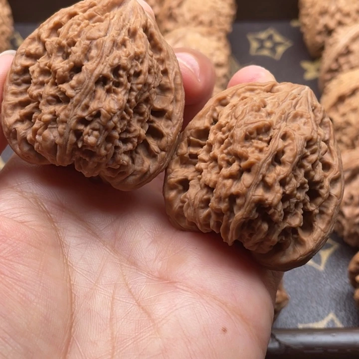 文玩核桃把件番**豆南疆41.5有黄
