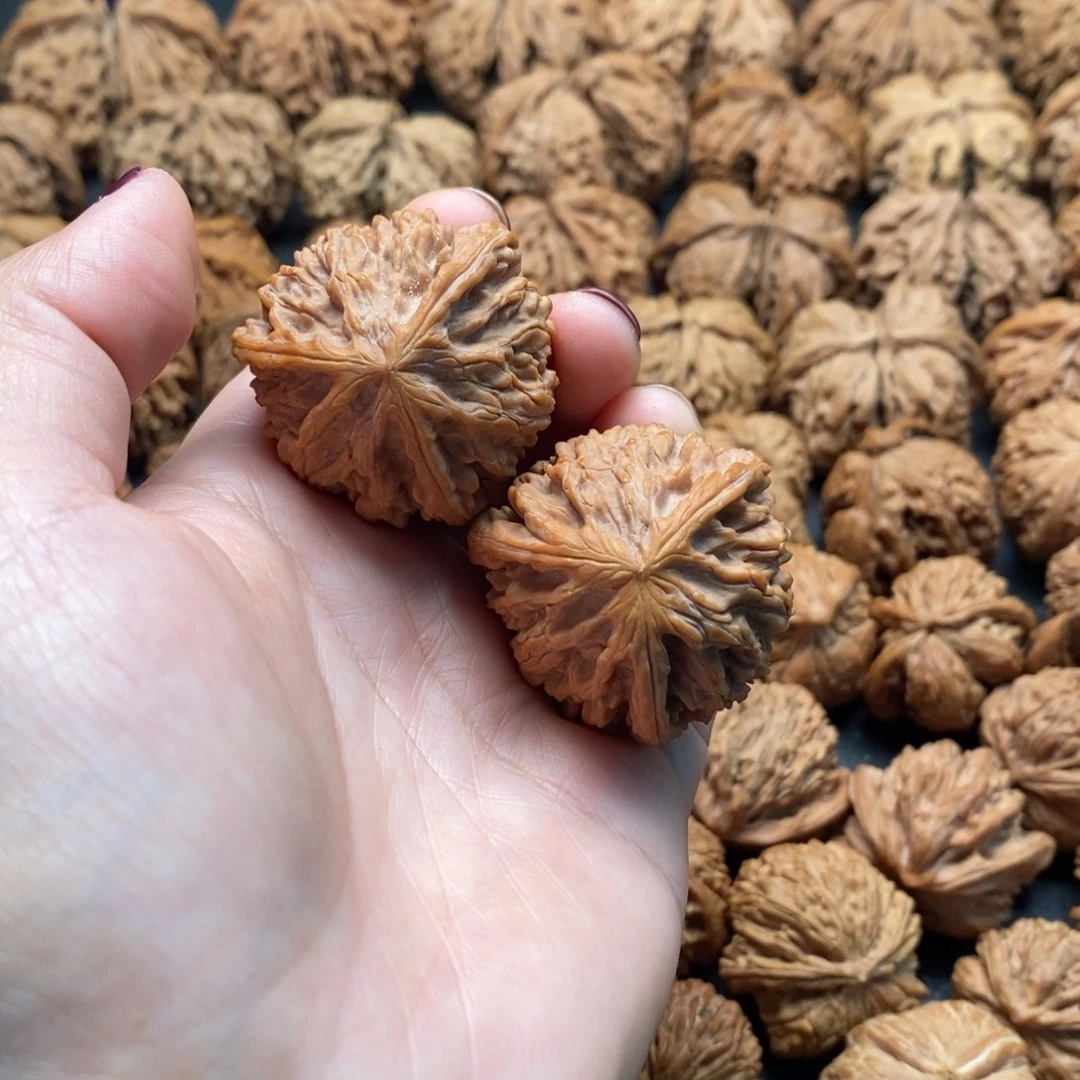 把件文玩核桃38文山三棱