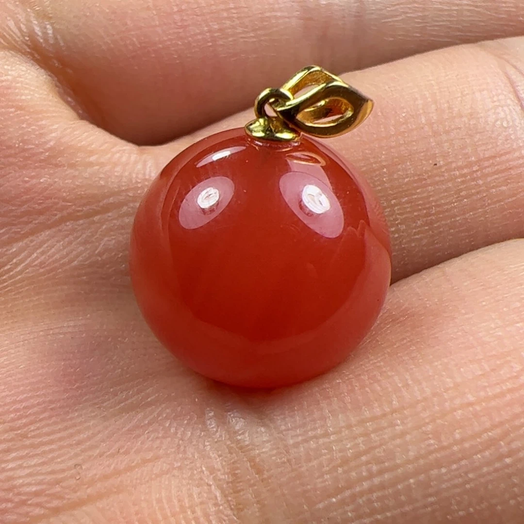 南红玛瑙吊坠18K金镶嵌