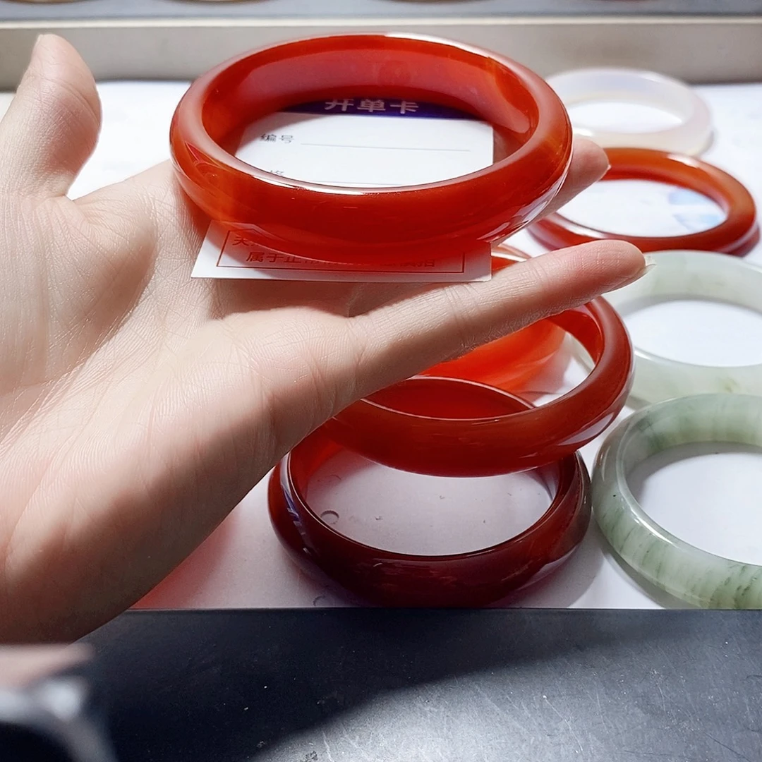 玛瑙/玉髓未镶嵌手镯66圈口3号