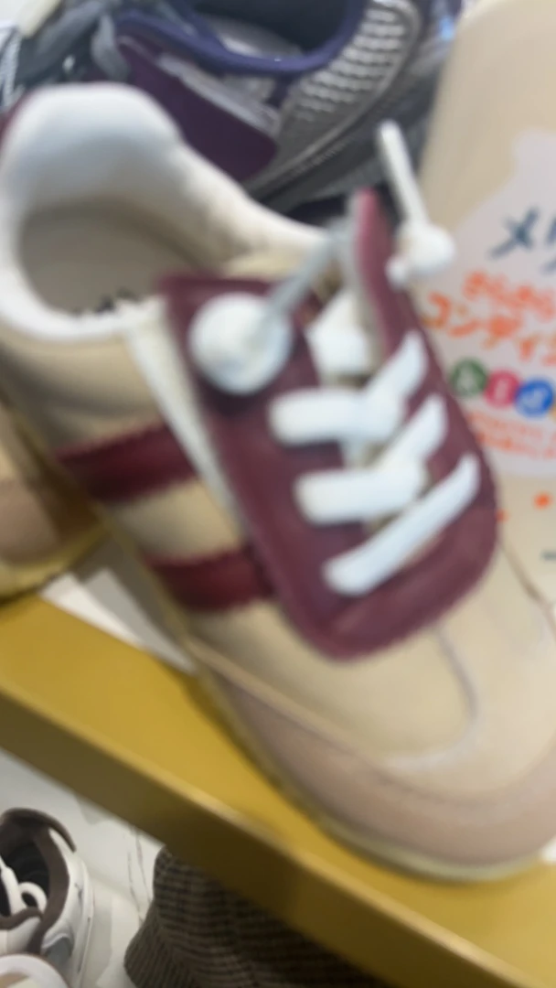 2025新款儿童护发休闲鞋素