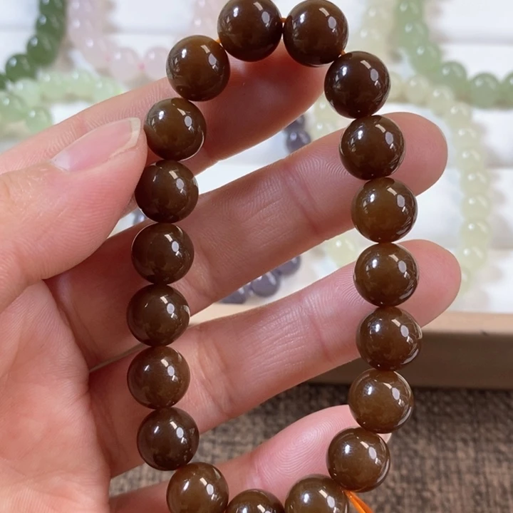 和田玉手串未镶嵌公**岁福利款