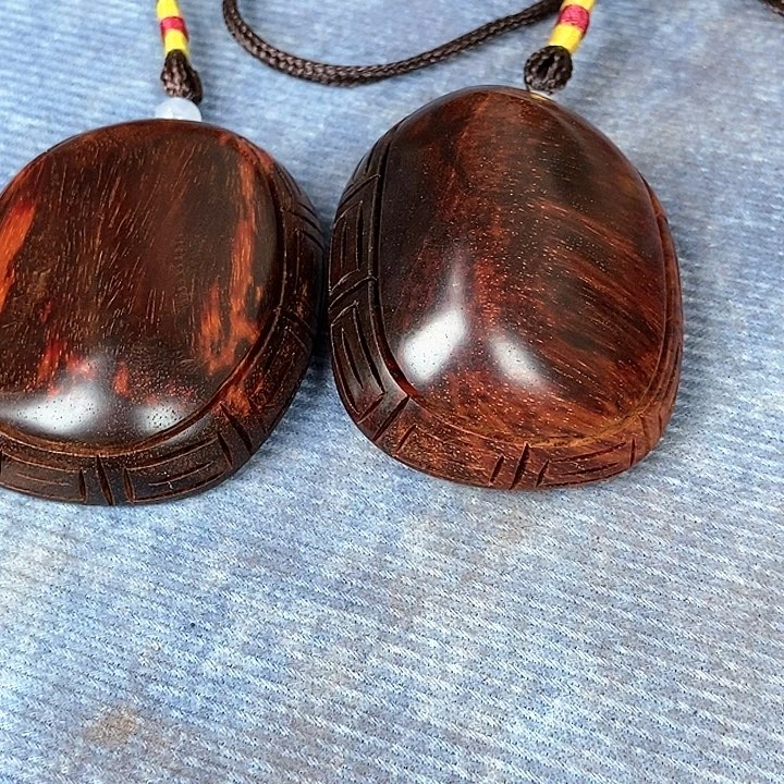 檀香紫檀（小叶紫檀）G*B618