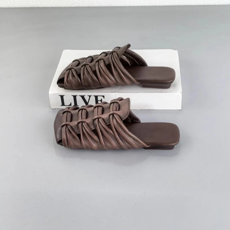 夏季平底凉鞋休闲棕色包头拖纯色防滑复古软底舒适包头平跟凉拖