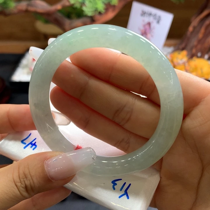 翡翠手镯未镶嵌6号