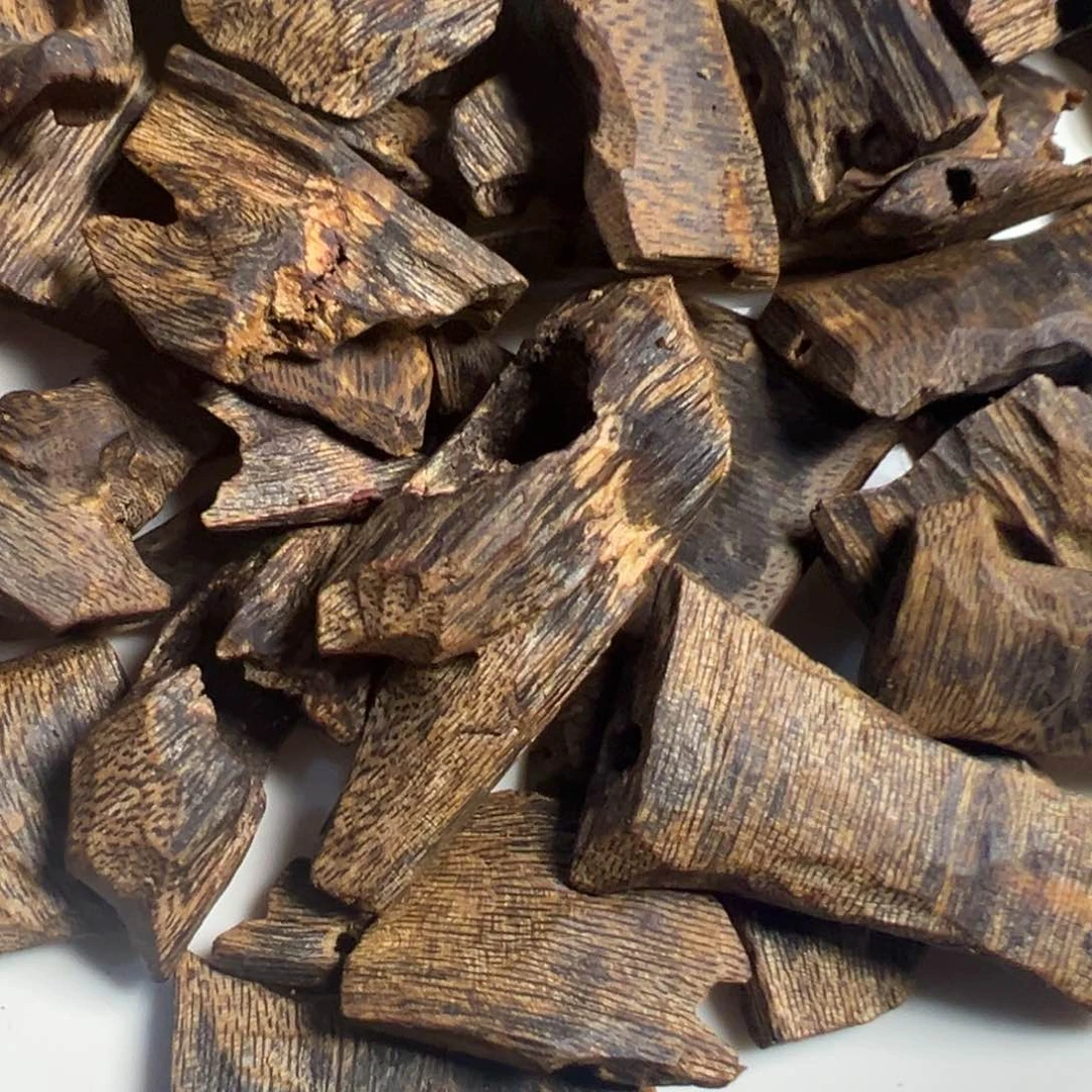 香料乌身圆叶高油块料50g