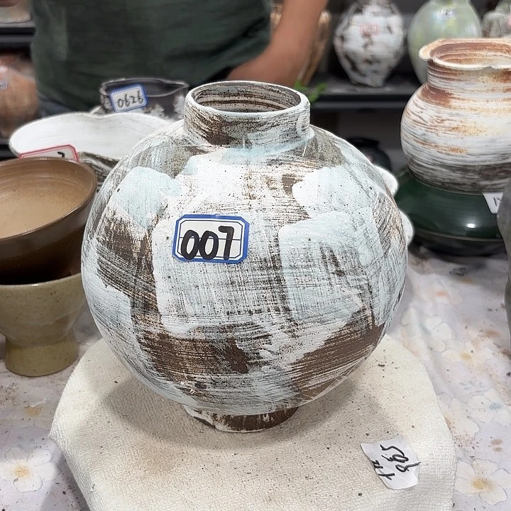 摆件007，无孔景德镇