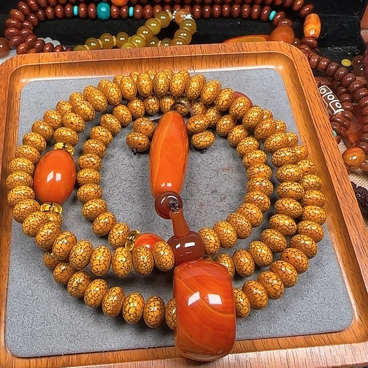 星月菩提吊坠?***?星月菩提吊坠