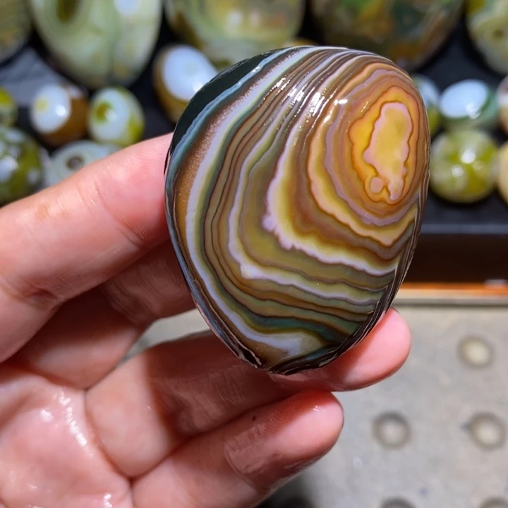 玛瑙/玉髓未镶嵌珠宝半成品