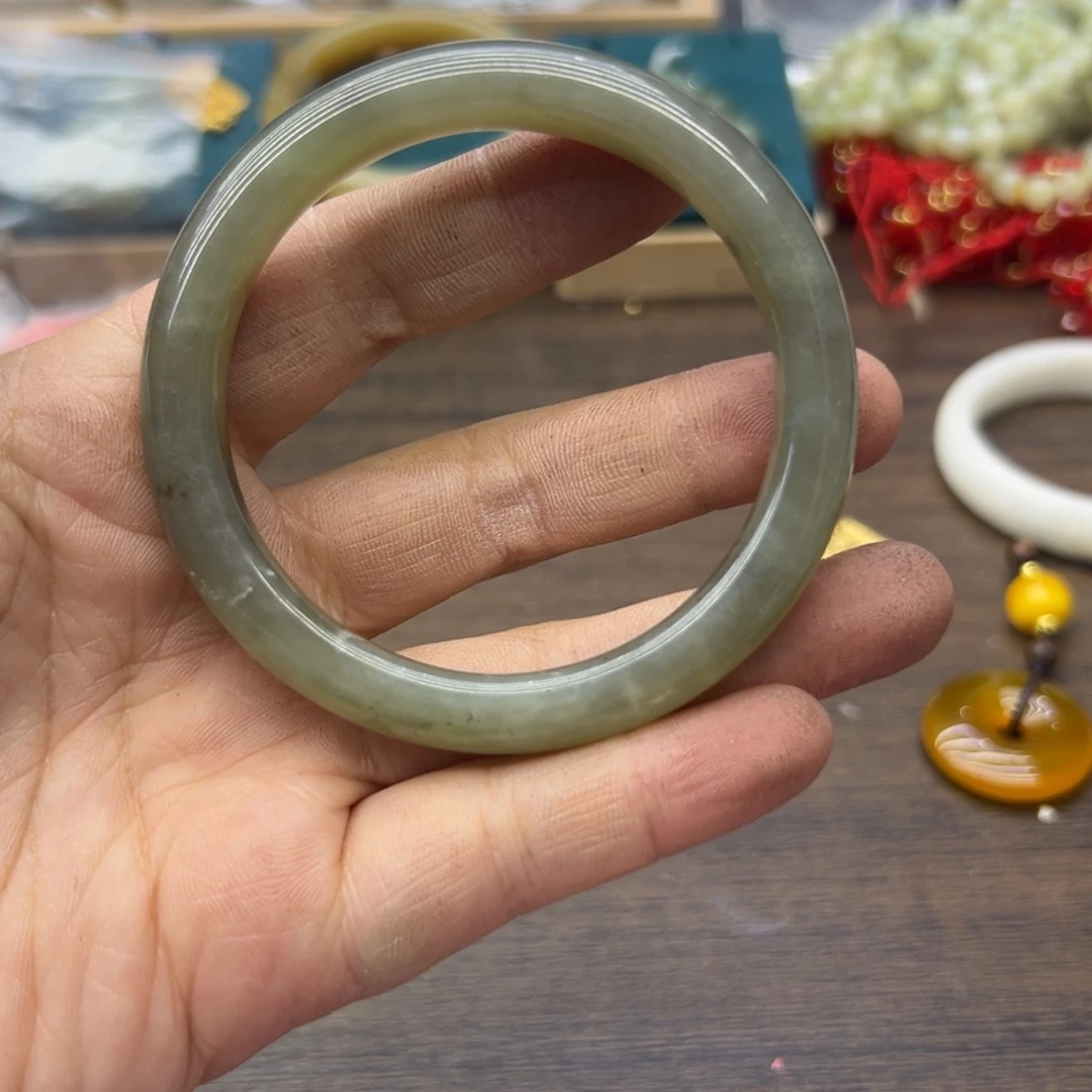 和田玉未镶嵌手镯58圈围1411