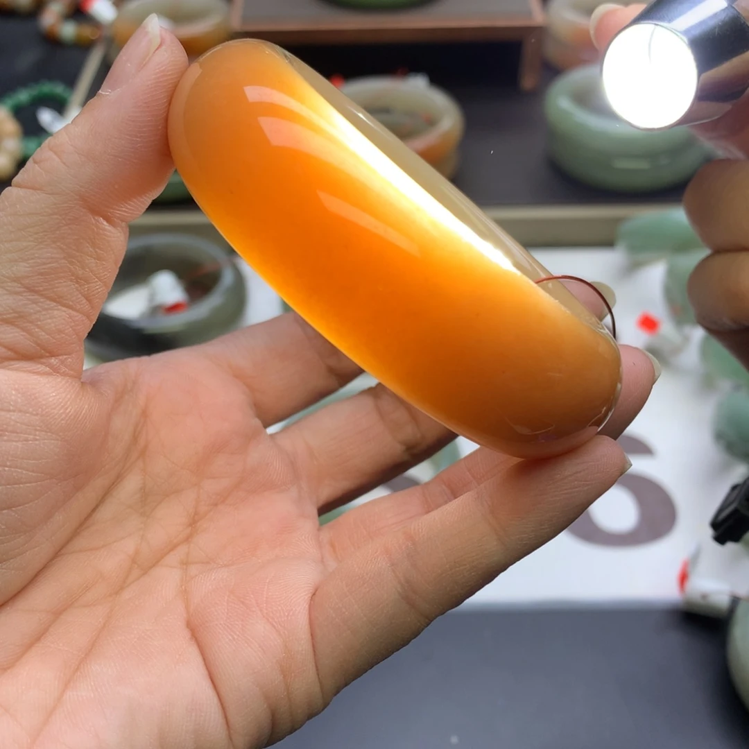 石英质玉未镶嵌我