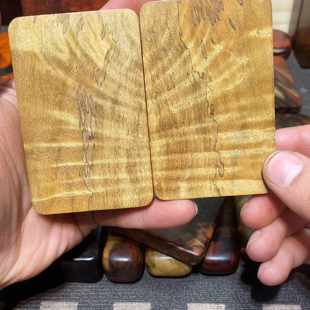 檀香紫檀（小叶紫檀）画*师