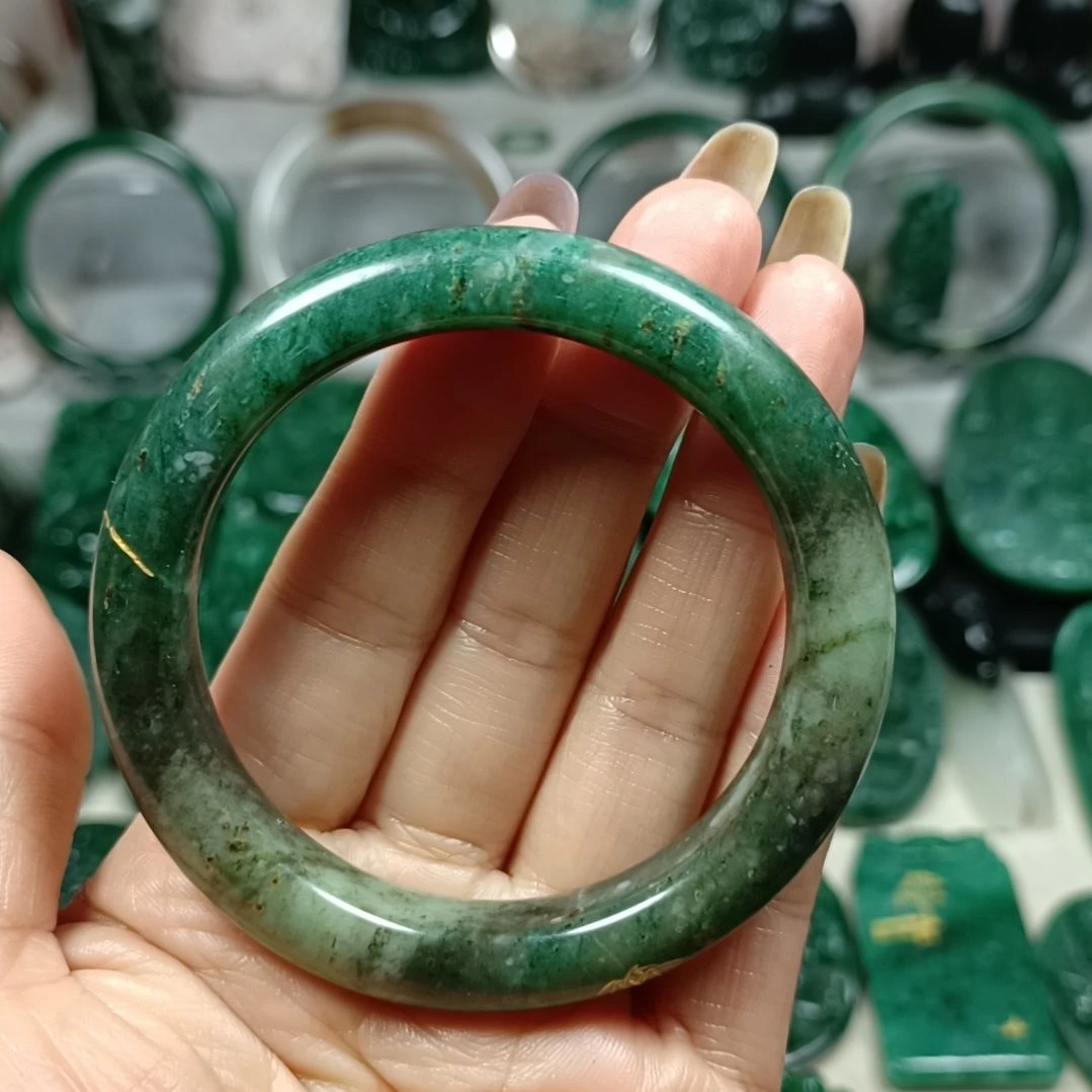 独山玉未镶嵌手镯54