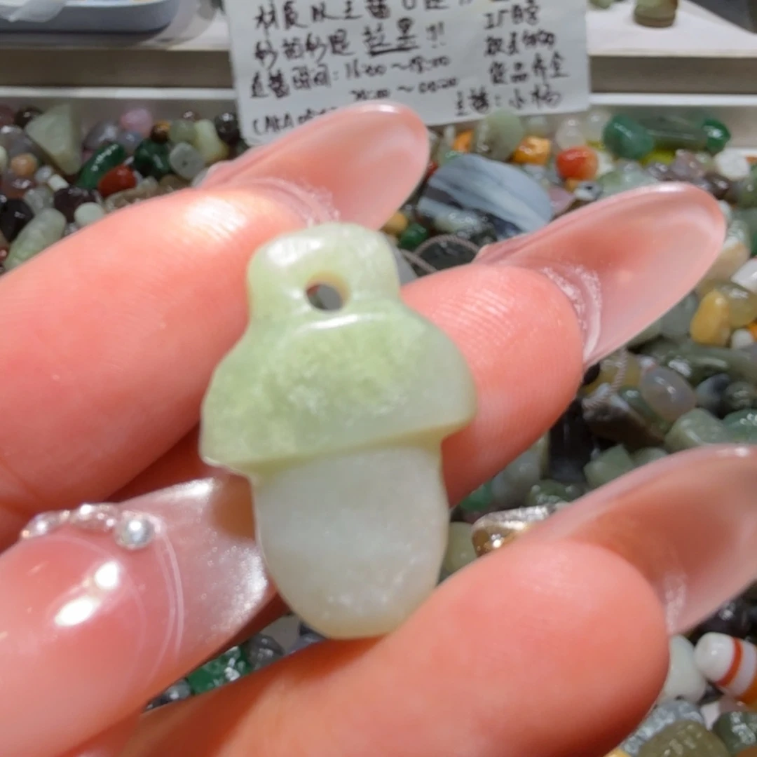 和田玉未镶嵌珠宝半成品