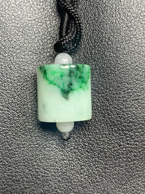 时尚翡翠路路通吊坠