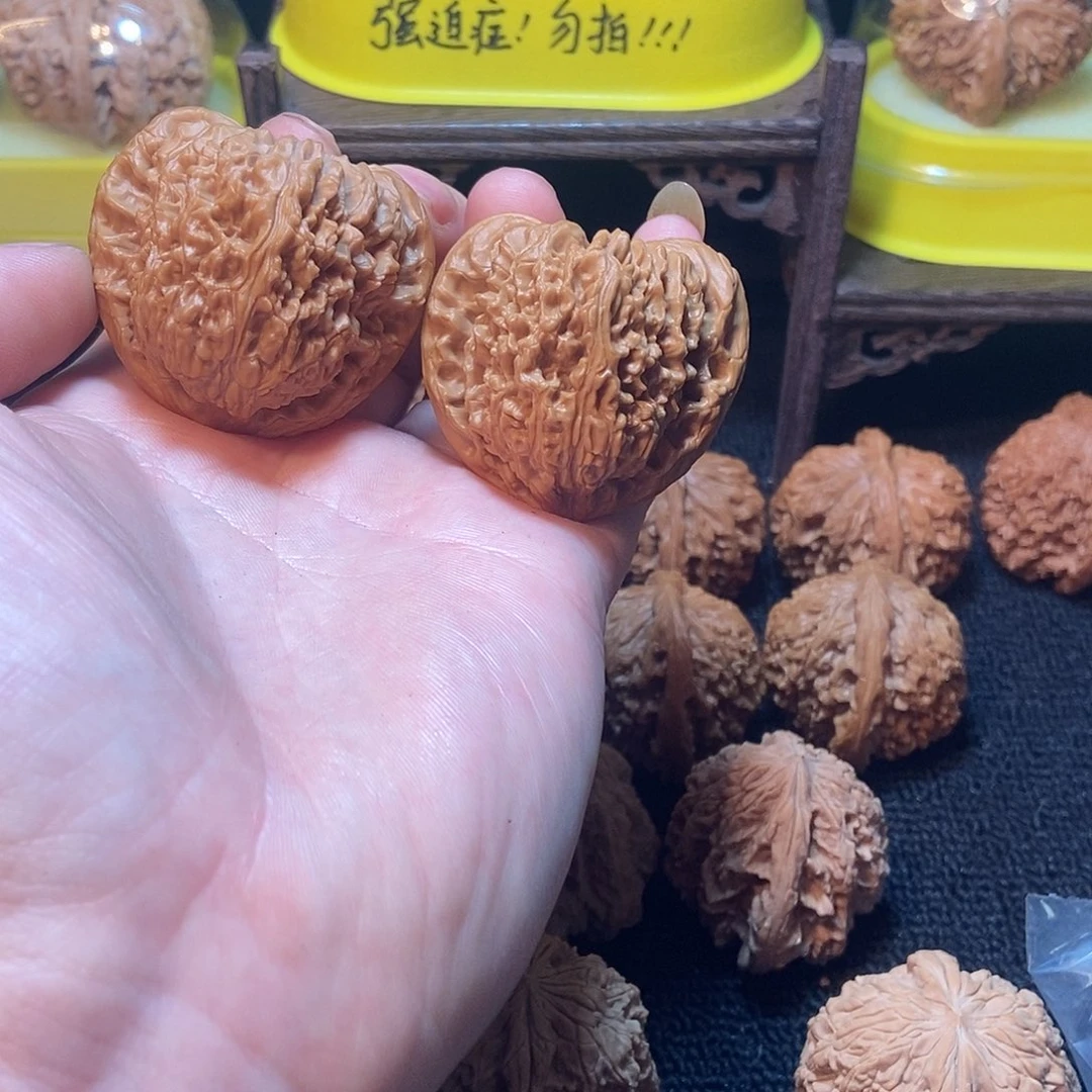 核桃文玩核桃把件南疆石微修44