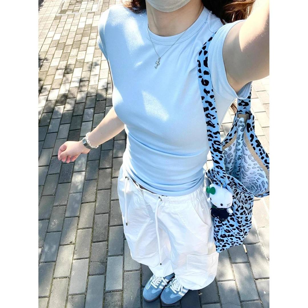 韩系小清新正肩百搭baby蓝圆领短袖t恤女夏季修身显瘦减龄上衣服