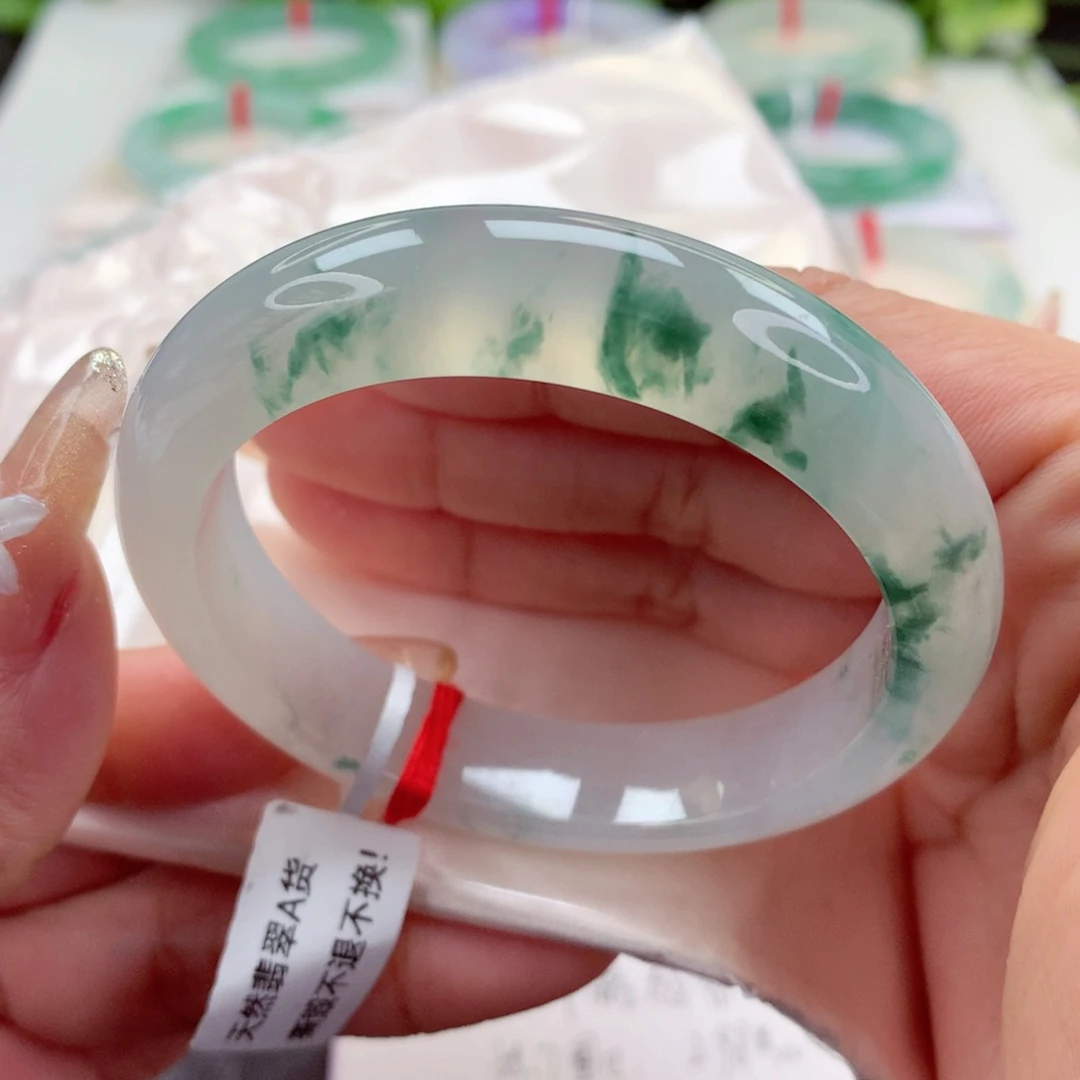 未镶嵌手镯翡翠55.7局部高冰起钢 价格超香 小柒